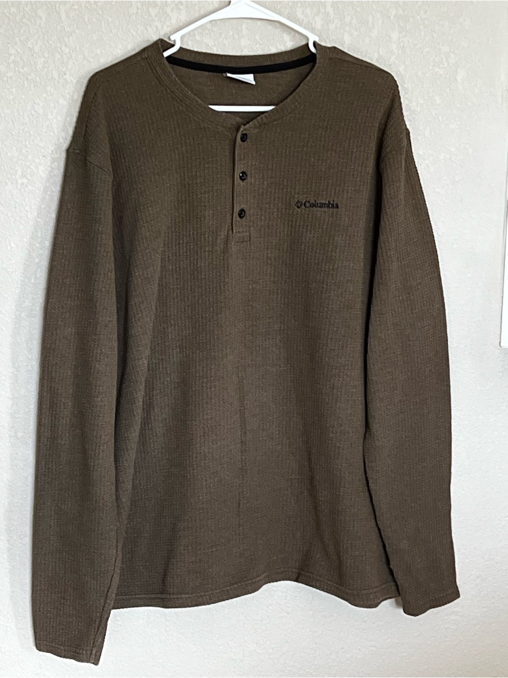 Columbia Pine Peak Men's Brown Waffle-Knit Henley Sweatshirt